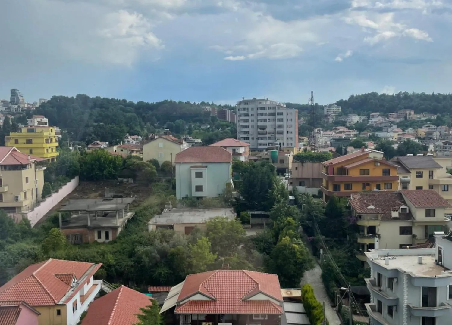 Avi 2 Apartment Tirana
